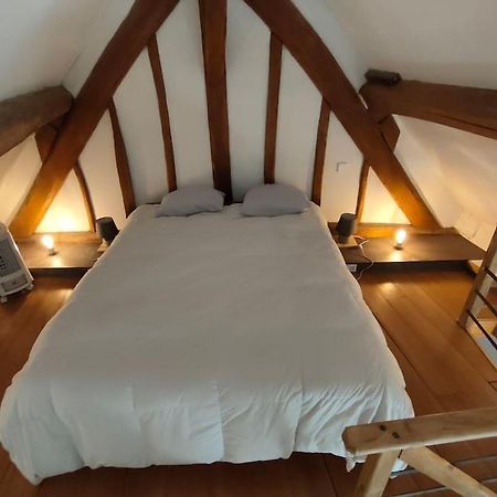 Le Ptit Loft Villa Brechamps Екстериор снимка